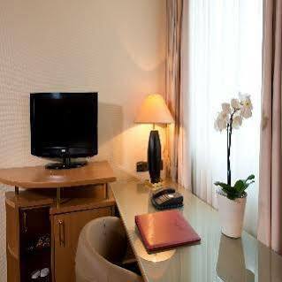 Leonardo Royal Königsallee 4*
